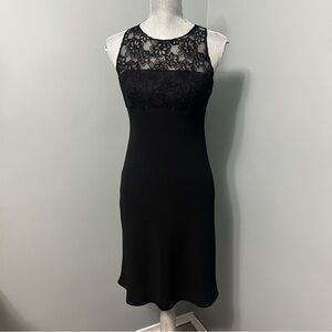 JONES NEW YORK black cocktail dress with floral lace size 4 petite sleeveless